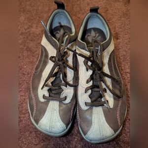 Merrell Lorelei Lace casual oxford shoes in espresso brown and pink